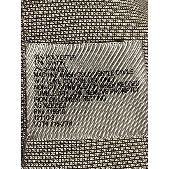 Worthington Short Modern Fit Women's Size 18 Tan Checked Cuffed Bermuda - Picture 9 of 10